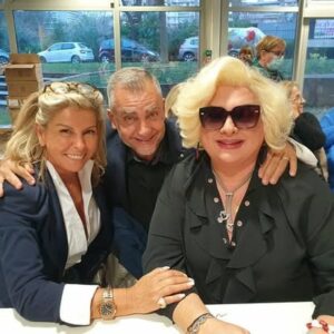 Catherine Margeridon et Zize, moment de partage avec Richard Schiffer au Festival du Livre de Marseille
